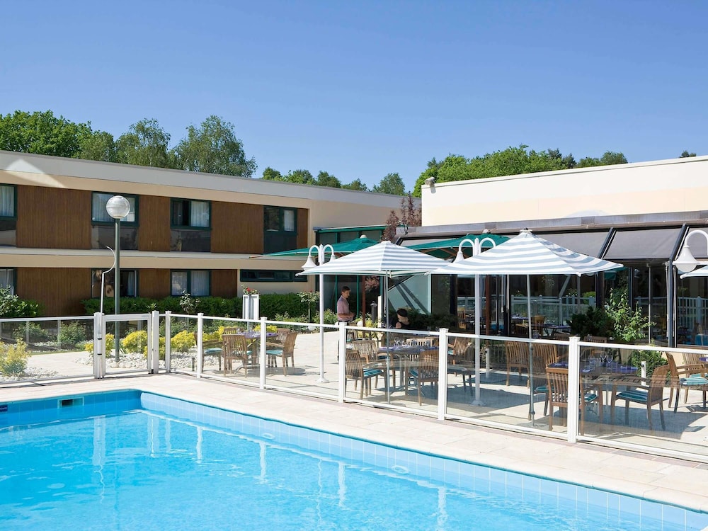 NOVOTEL ROUEN SUD 4/72