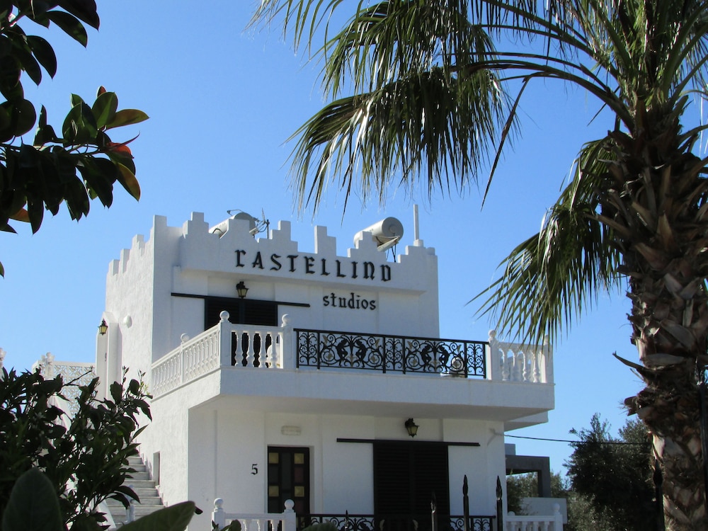 Castellino Studios 5/50