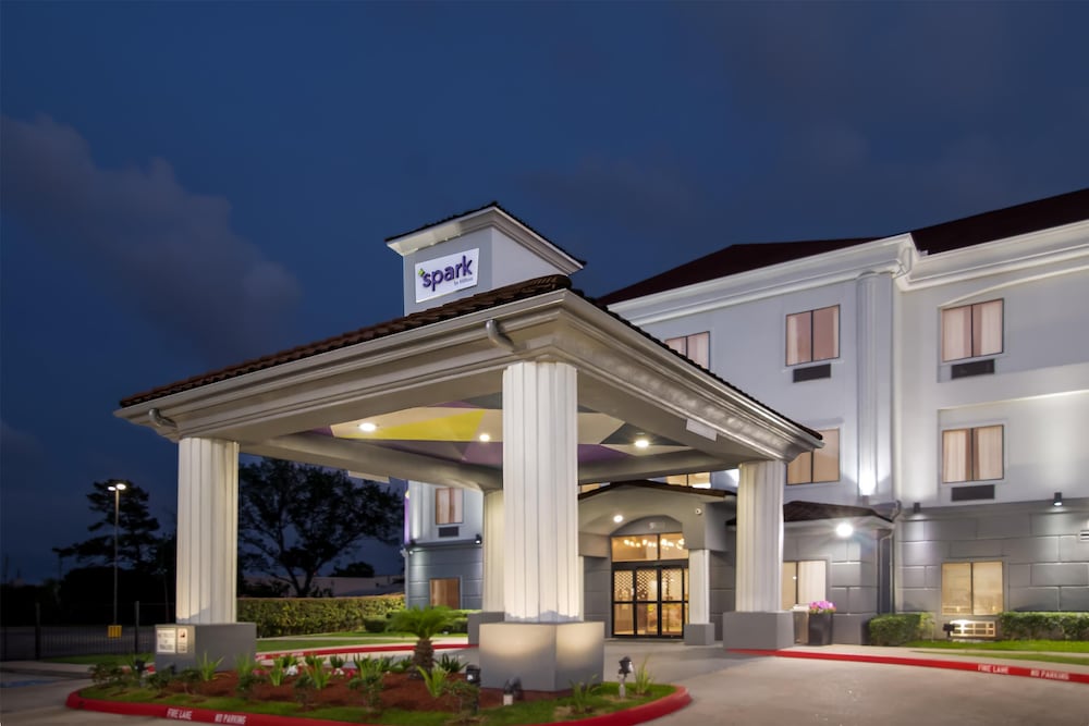 Spark by Hilton Houston Hobby Airport photo5