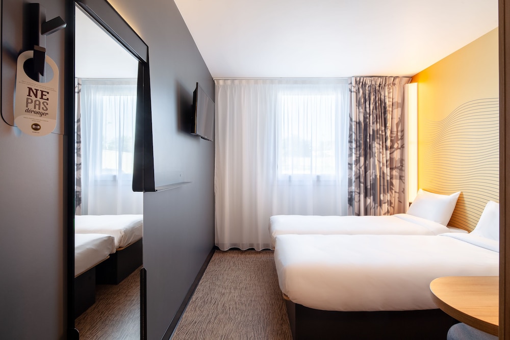 B&B HOTEL Paris Igny Palaiseau 10/43