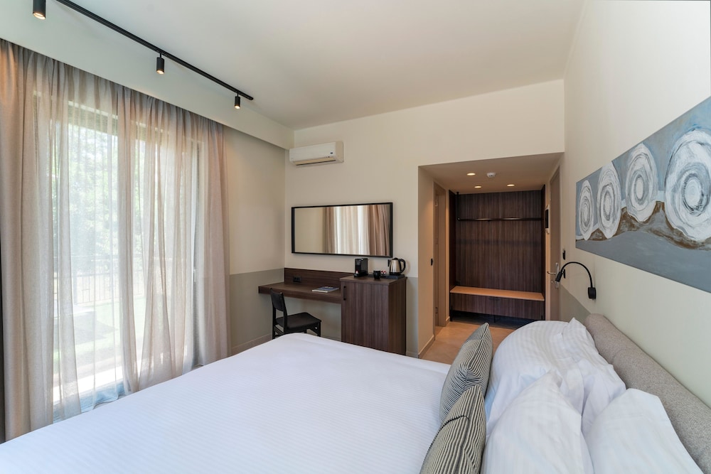 Mariette Apartments 16/55