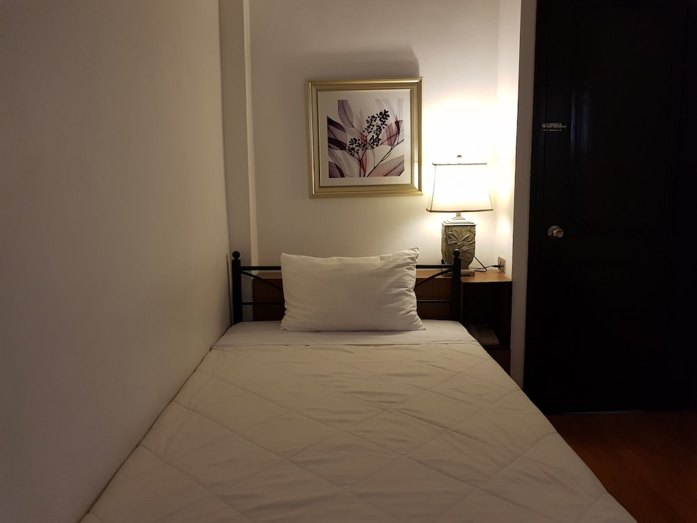 Memory Hotel 22/65