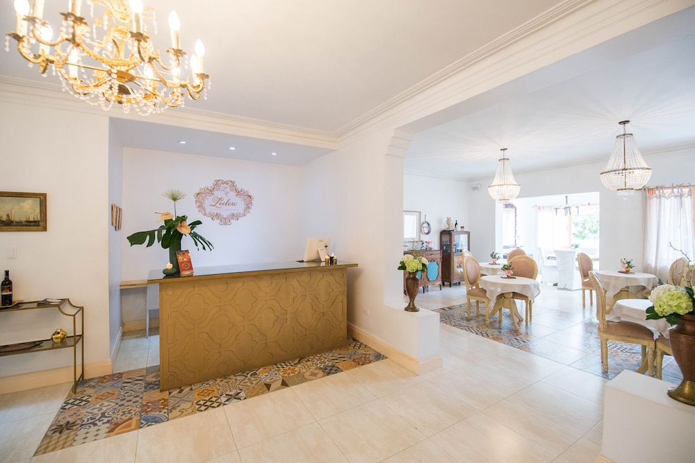 LECLERC HOTEL BOUTIQUE 7/70
