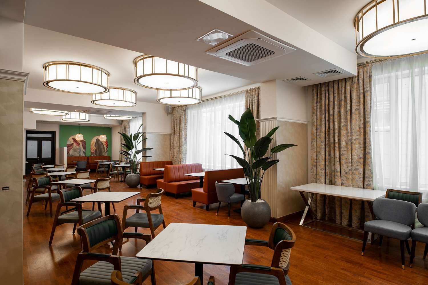 Best Western Plus Oskemen 33/36