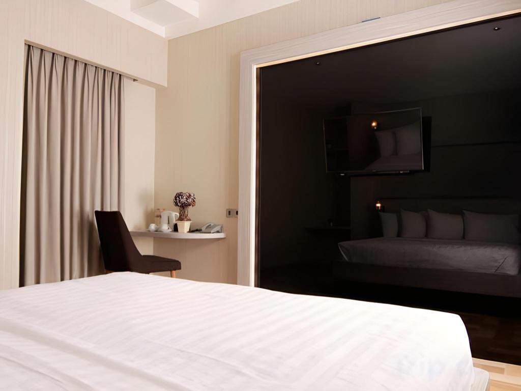 Shakti Hotel Jakarta 7/23