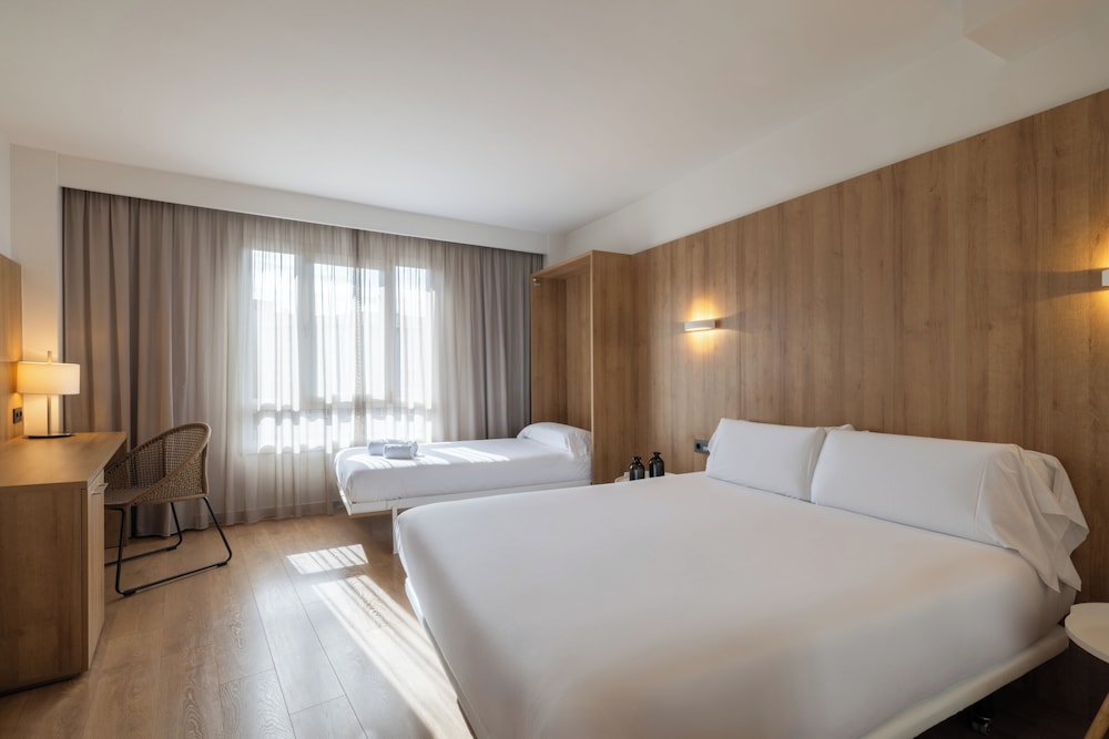 Hotel Sb Corona Tortosa 25/58