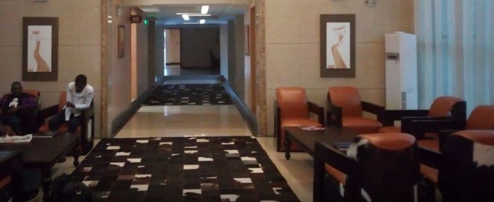 Courtyard International Hotel 29/40