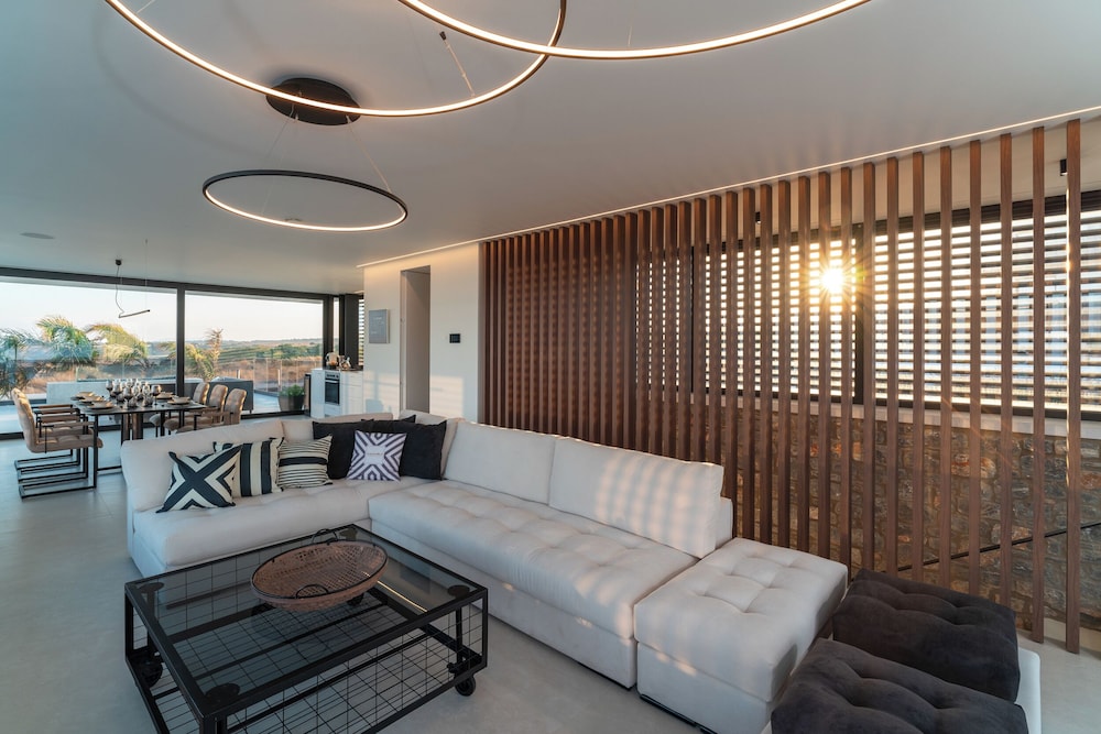 Amara Luxury Villas 32/50