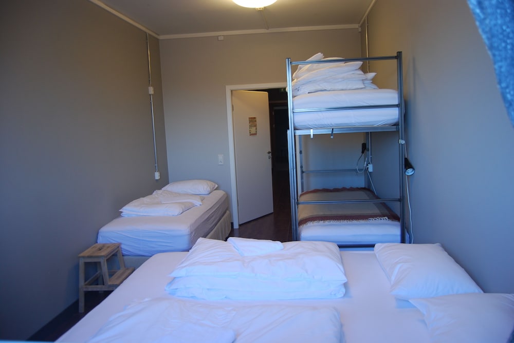 Tehusi Hostel 15/50