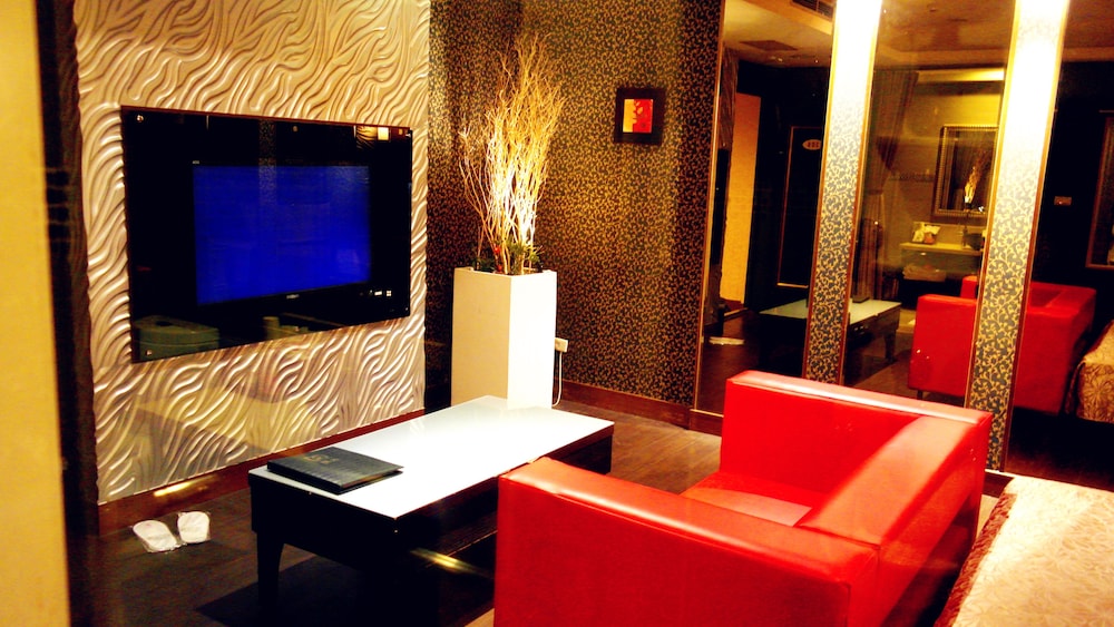 Discovery Motel - Tucheng 32/47