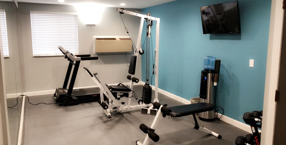 Countryside Inn and Suites Council Bluffs 33/57