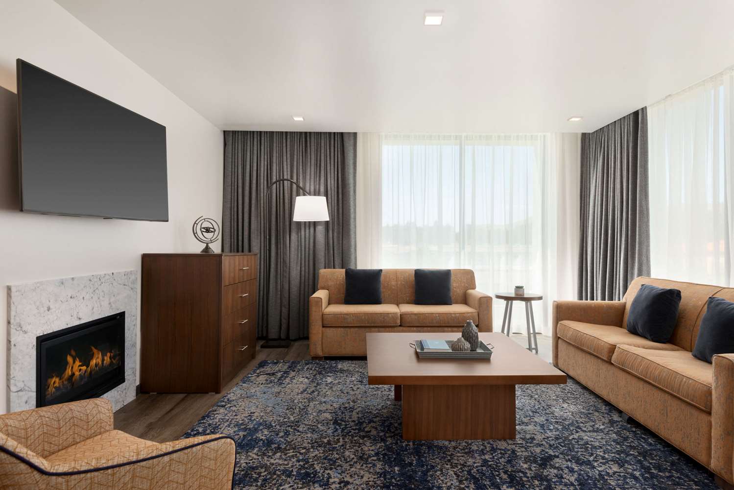 La Quinta Inn And Suites By Wyndham San Luis Obispo Downtown 32/65