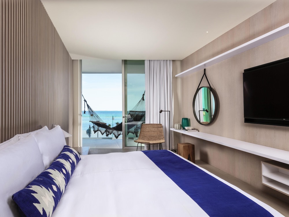 SLS Cancun 14/72