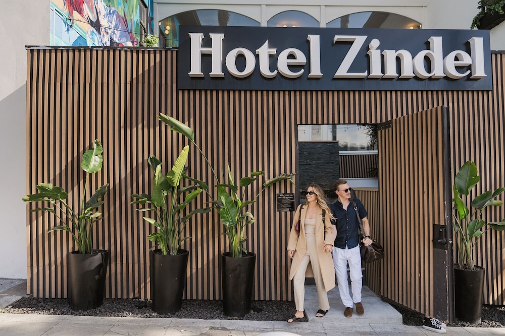 Found Hotel San Diego 2/69
