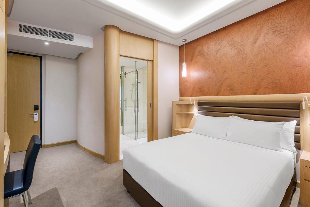 Deluxe, Double Bed
