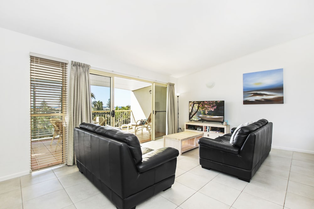 Headland Beach Resort 47/69