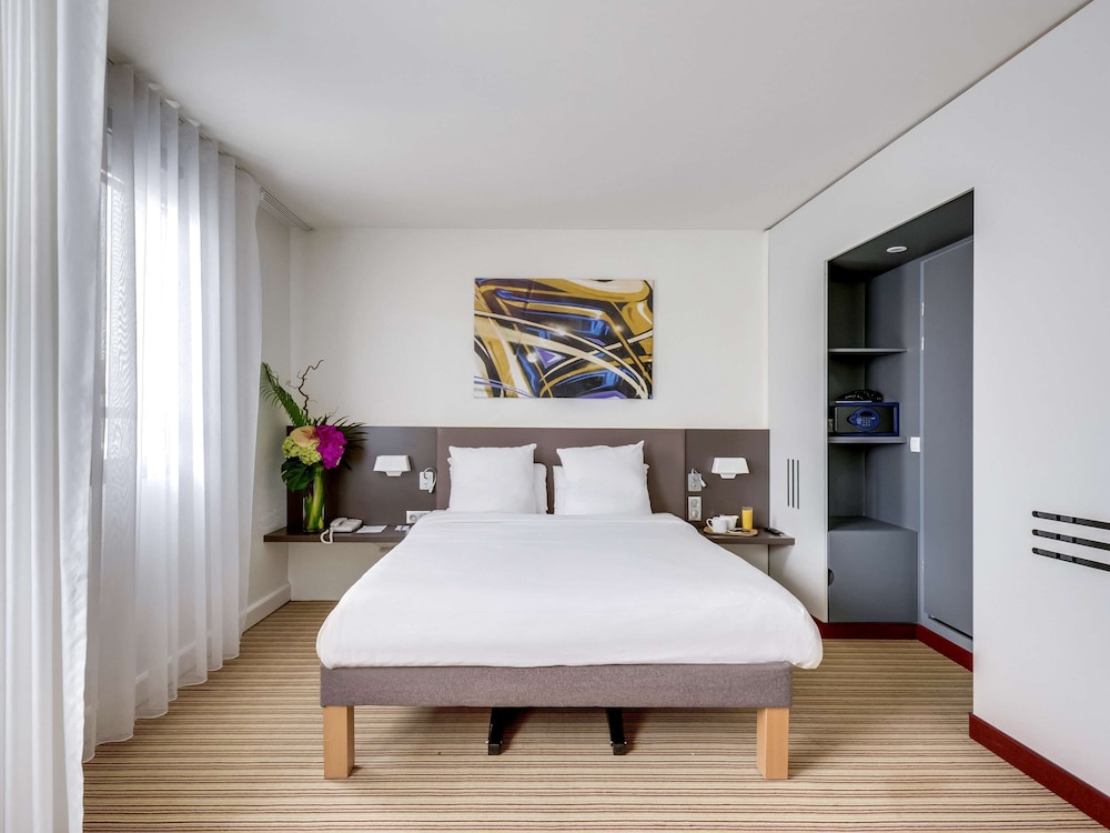 Novotel Suites Paris Montreuil Vincennes 23/75