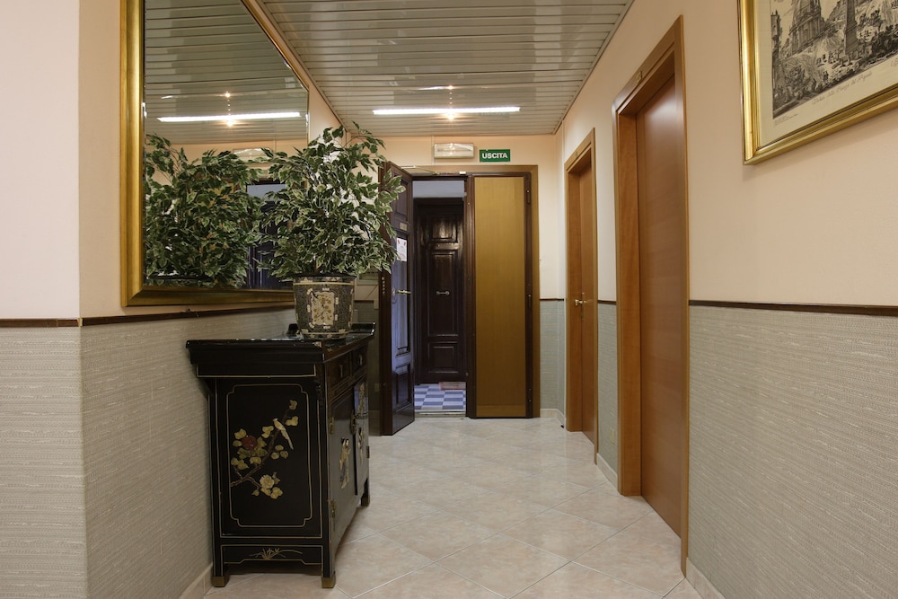Hotel Lazzari 3/22