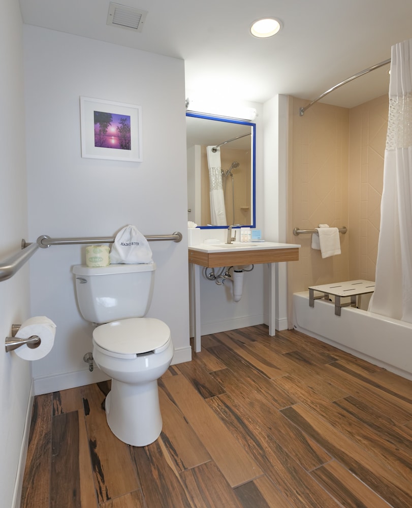 Hampton Inn Doylestown 48/58