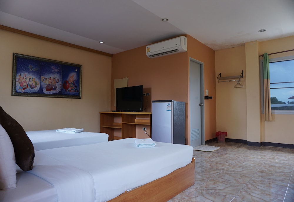 Phoemphoon 2 Hotel 22/54
