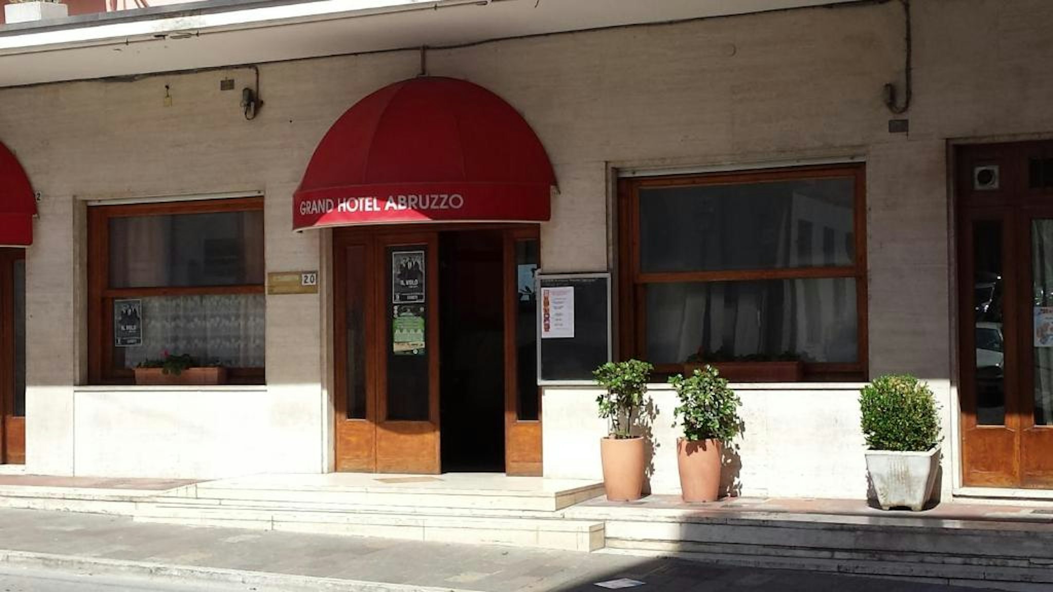 GRANDE ALBERGO ABRUZZO 1/5