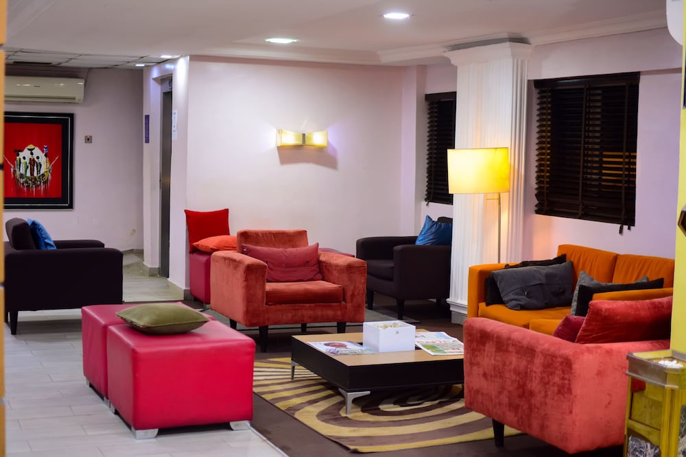 Golfview Hotel and Suites 45/63