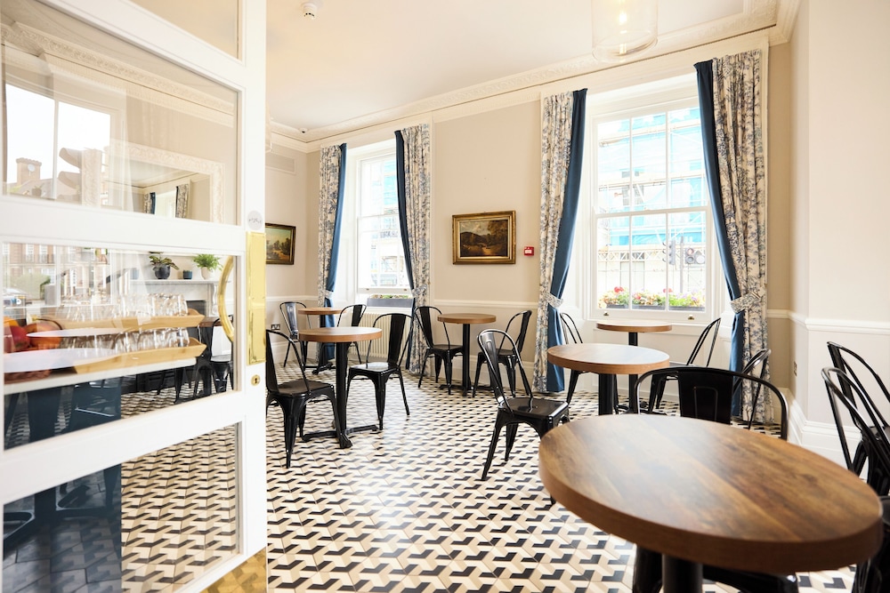 PRINCE WILLIAM HOTEL 45/55