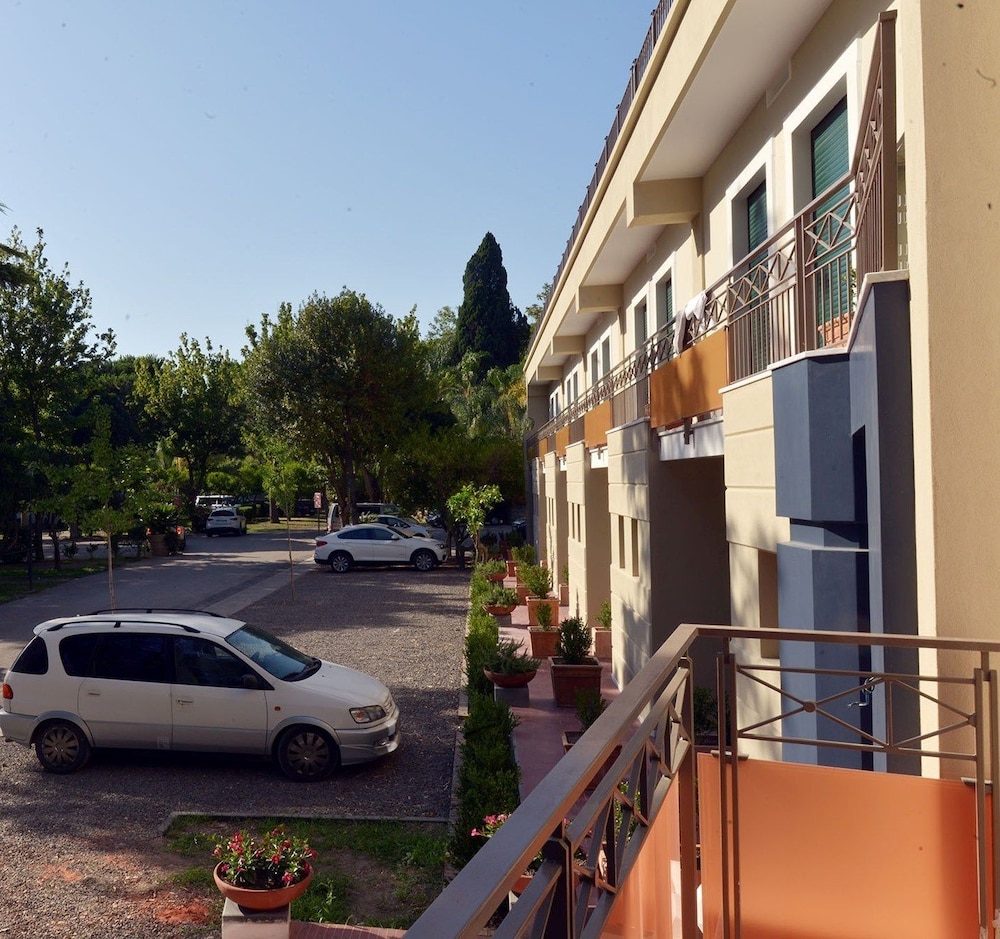 Hotel Zeus Pompei 35/50