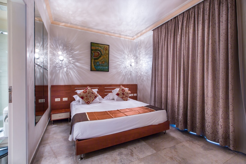 Princessa Hotel Jounieh 24/78