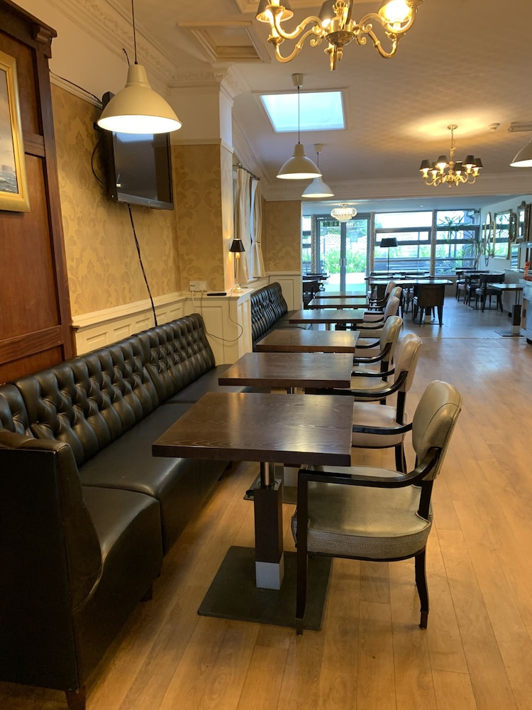 Beech Mount Hotel 34/44