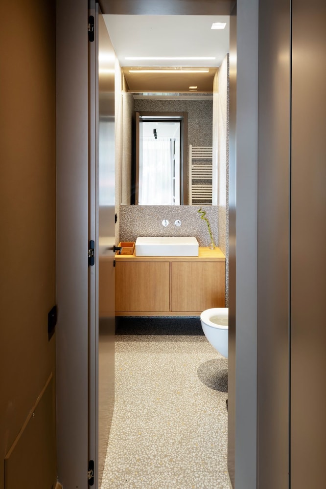 Amantes Villas And Suites 50/50