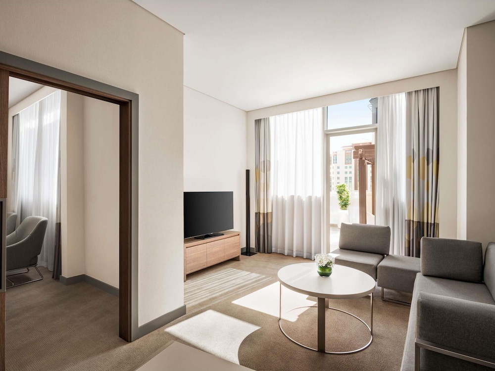 Novotel Bur Dubai 35/48