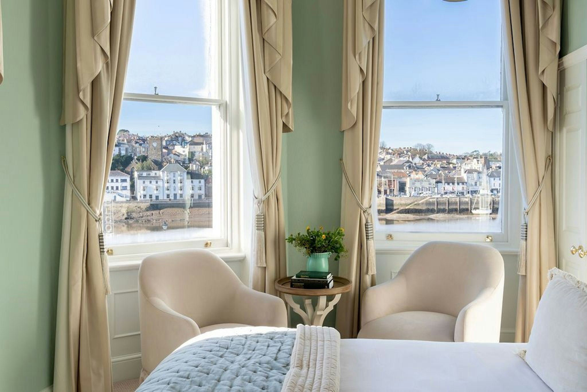 The Royal Hotel 14/40
