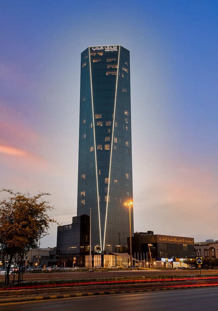 هدب المركز المالي(HDB Hotel - Financial District) 45/47