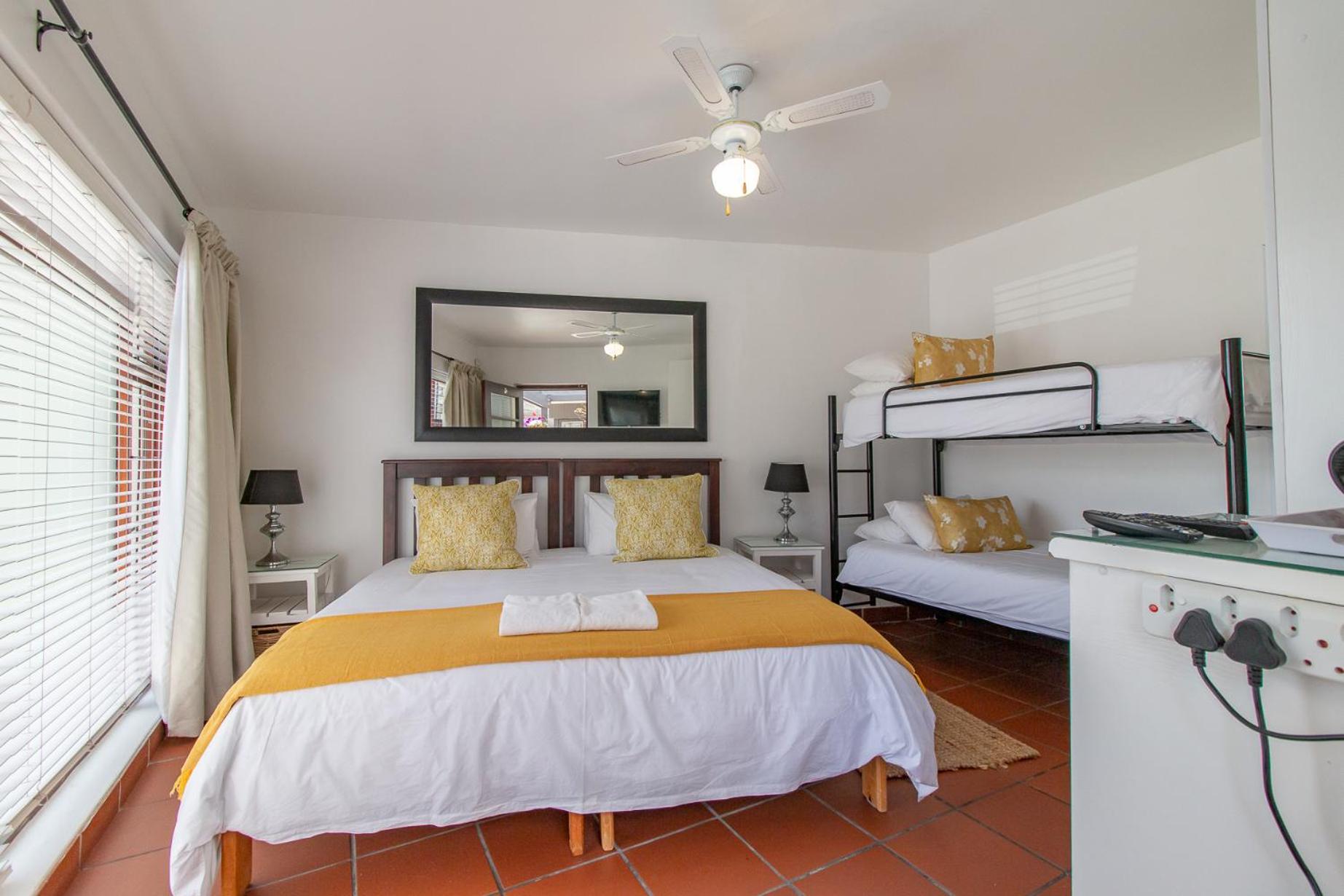 Twenty Four 17 Inn Hotel 12/42