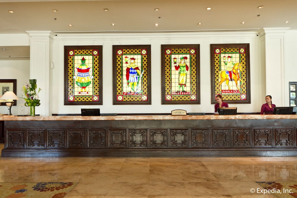 Waterfront Airport Hotel Casino Mactan 4/50