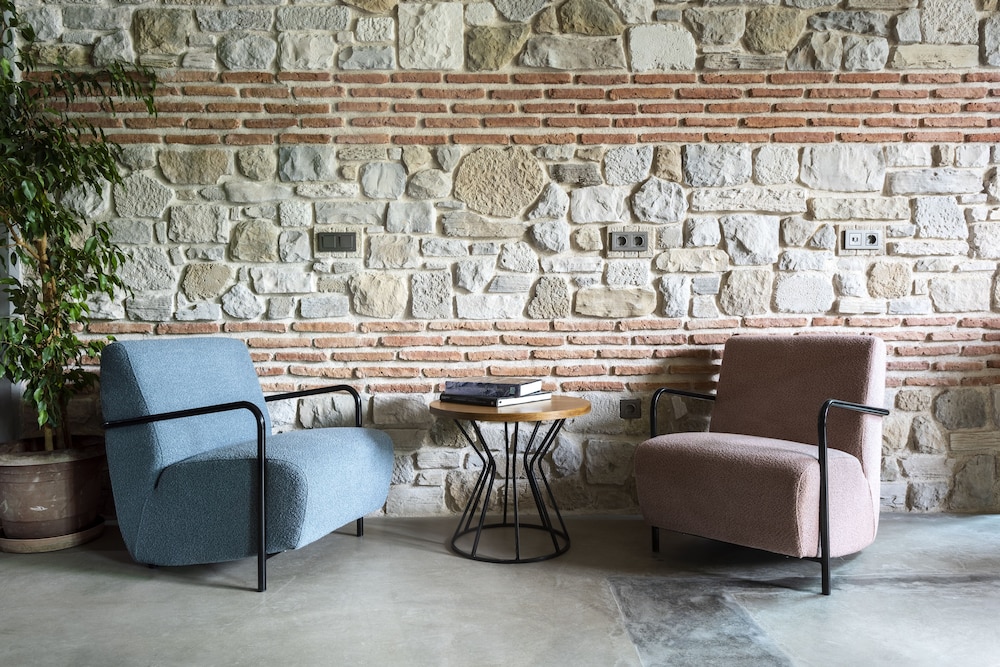 Petrion Hotel 32/50