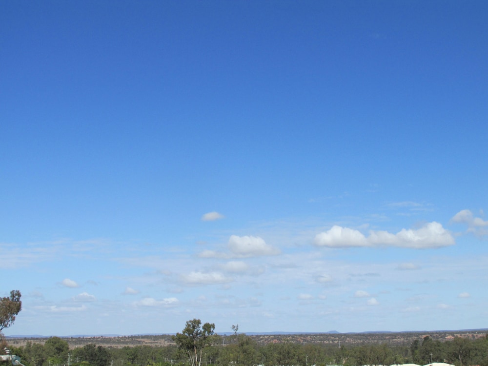 Direct Hotels Monterey Moranbah 22/28