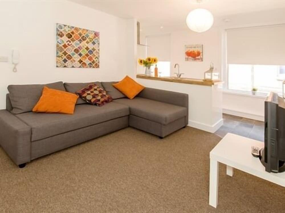 Beddoe Apartments 31/50