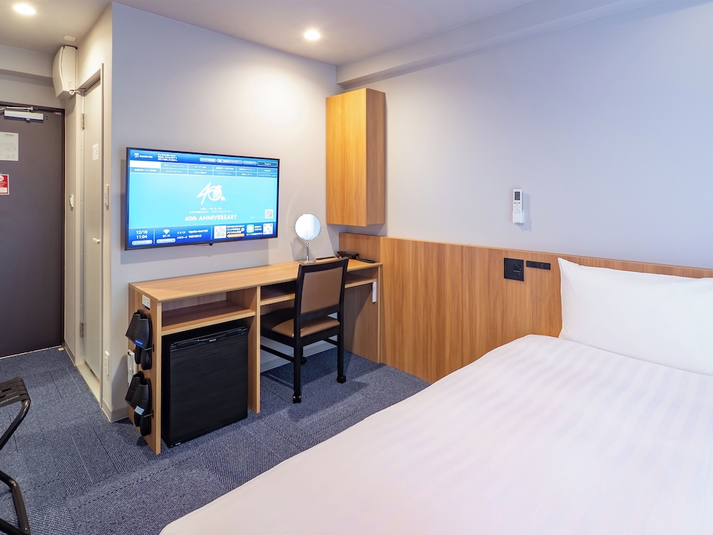غرفة قياسية بسرير كوين، Toyoko Inn Sendai Higashi Guchi No 1 3/8