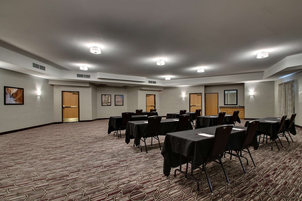 Drury Inn and Suites Albuquerque North 43/50