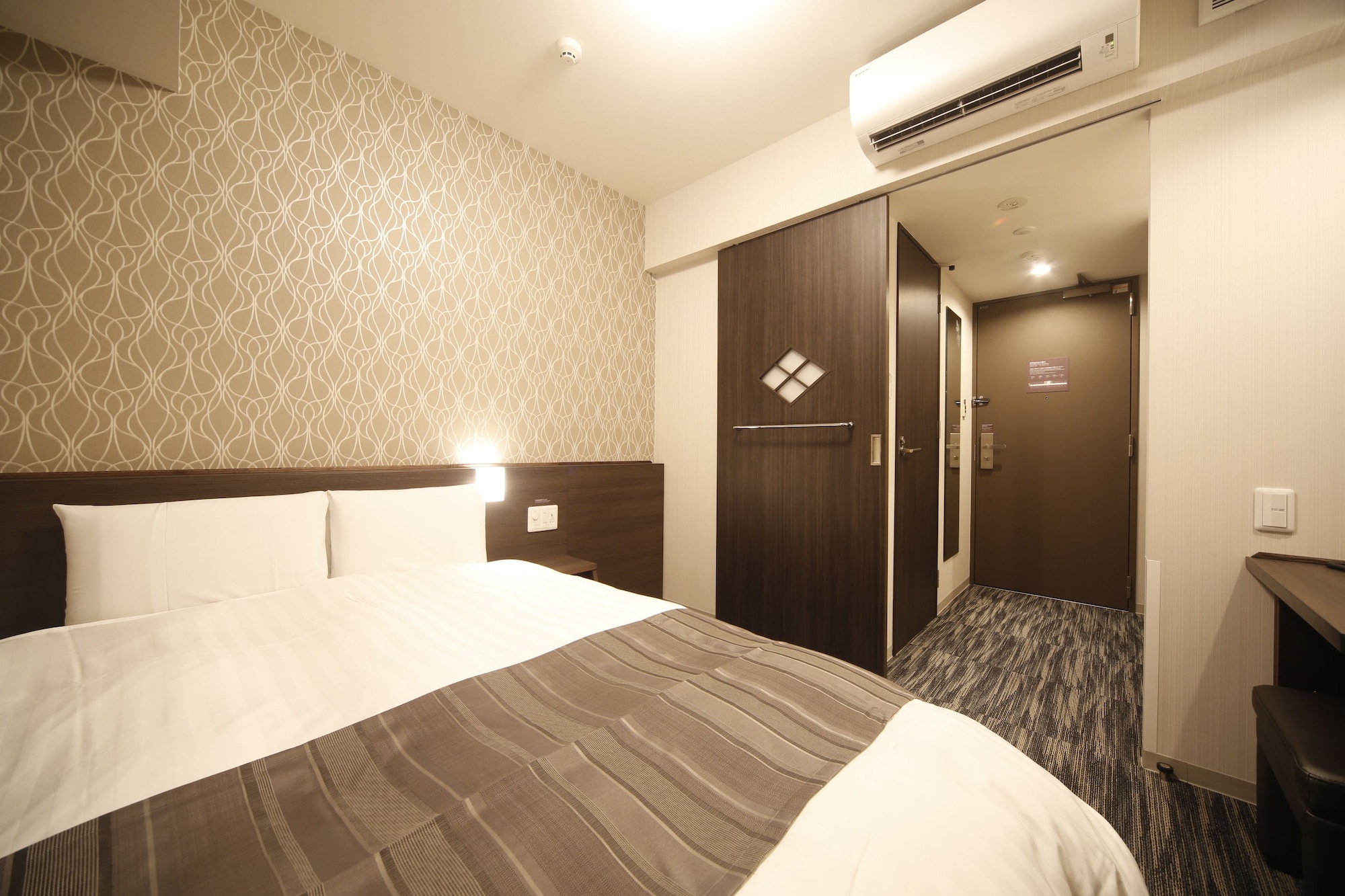 Moderate, Double Bed