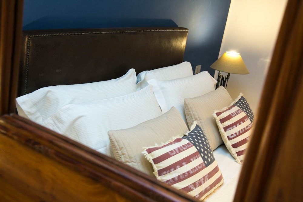 Suite 136 Luxury Rooms 22/50