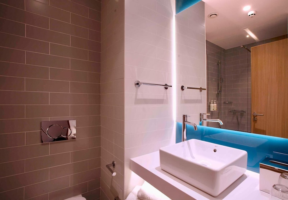 Holiday Inn Express San Sebastian Errenteria By Ihg 45/47
