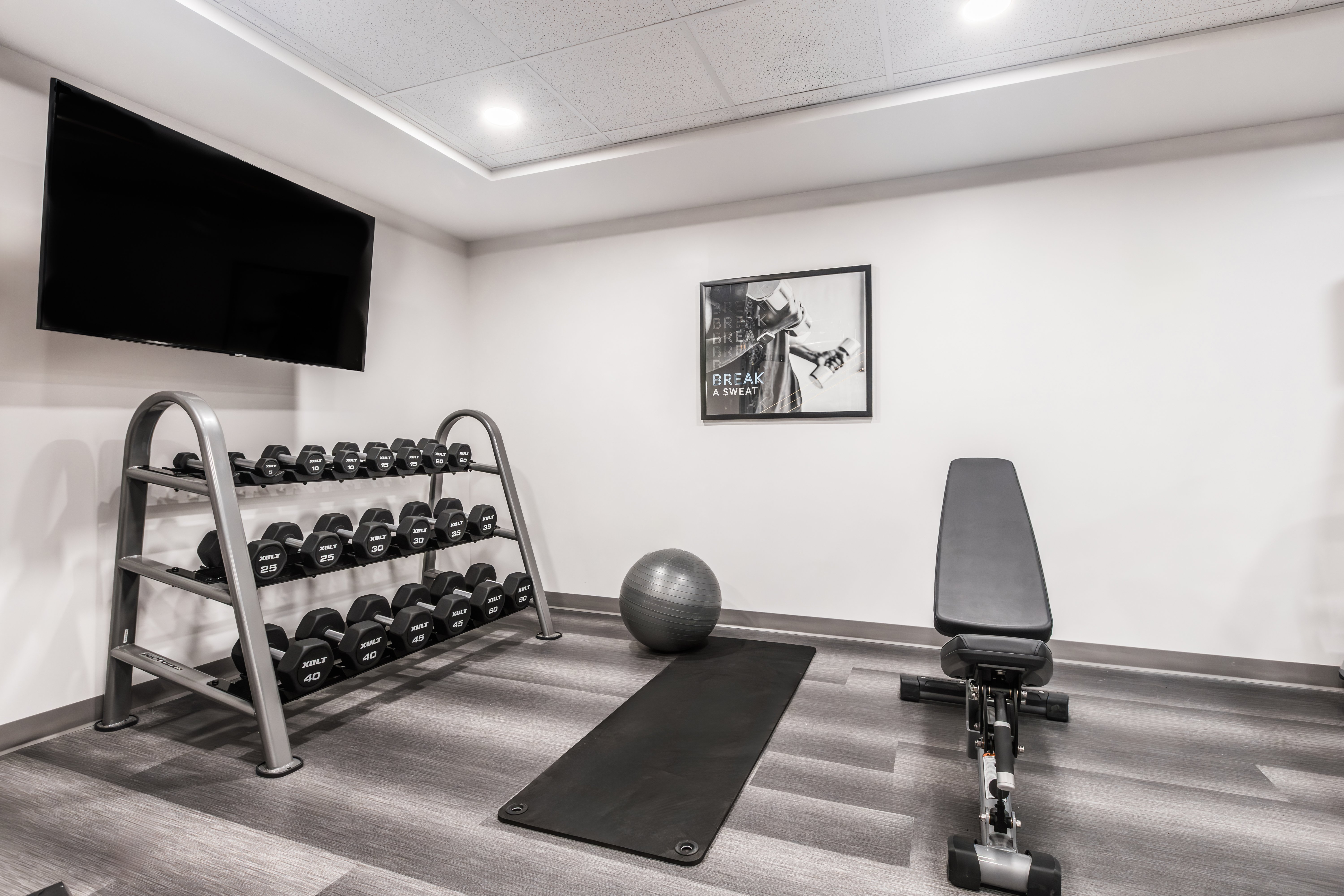 Staybridge Suites Dawson Creek by IHG 25/50