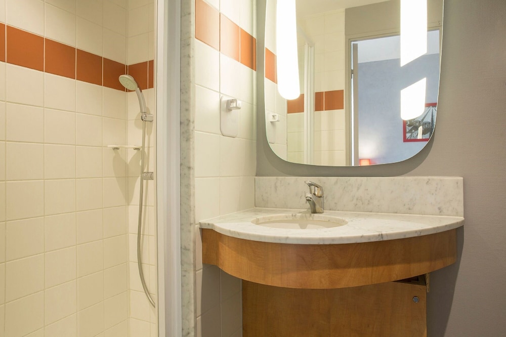 The Originals City Hotel Le Berry Bourges 54/58