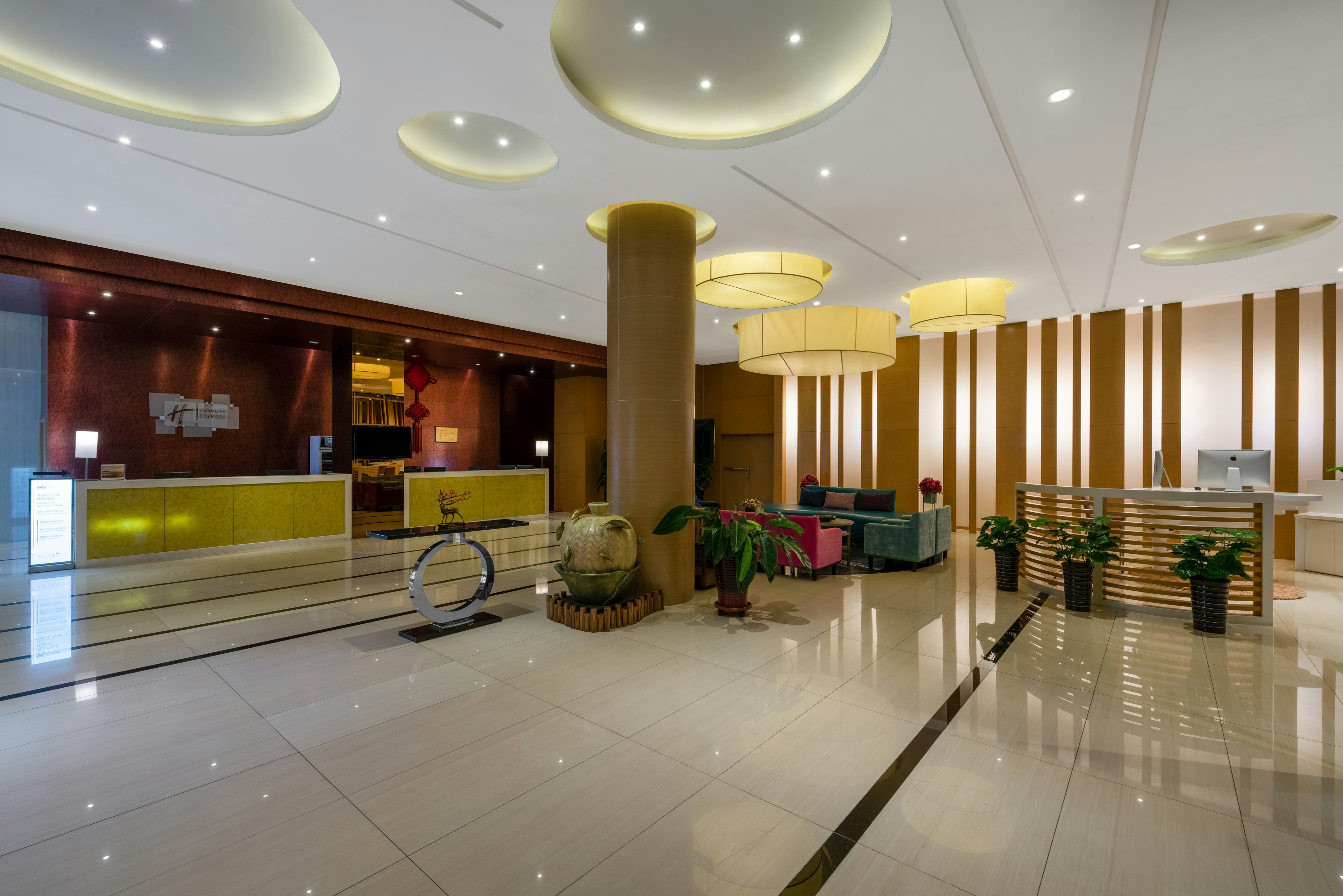 HOLIDAY INN EXPRESS TIANJIN HEPING 7/19