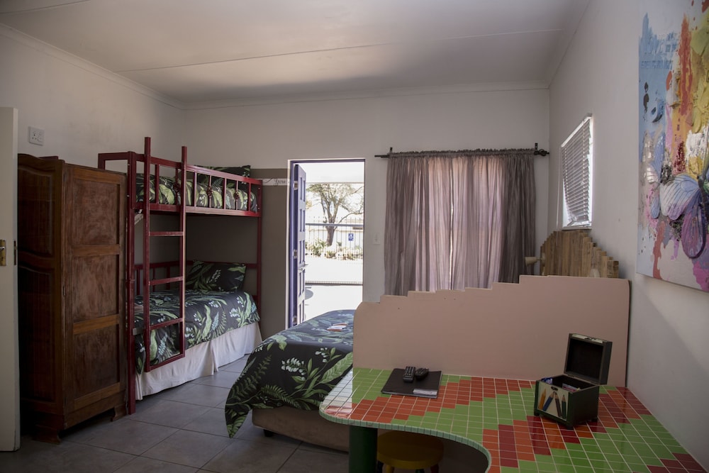 Xaviera Guest House 23/35