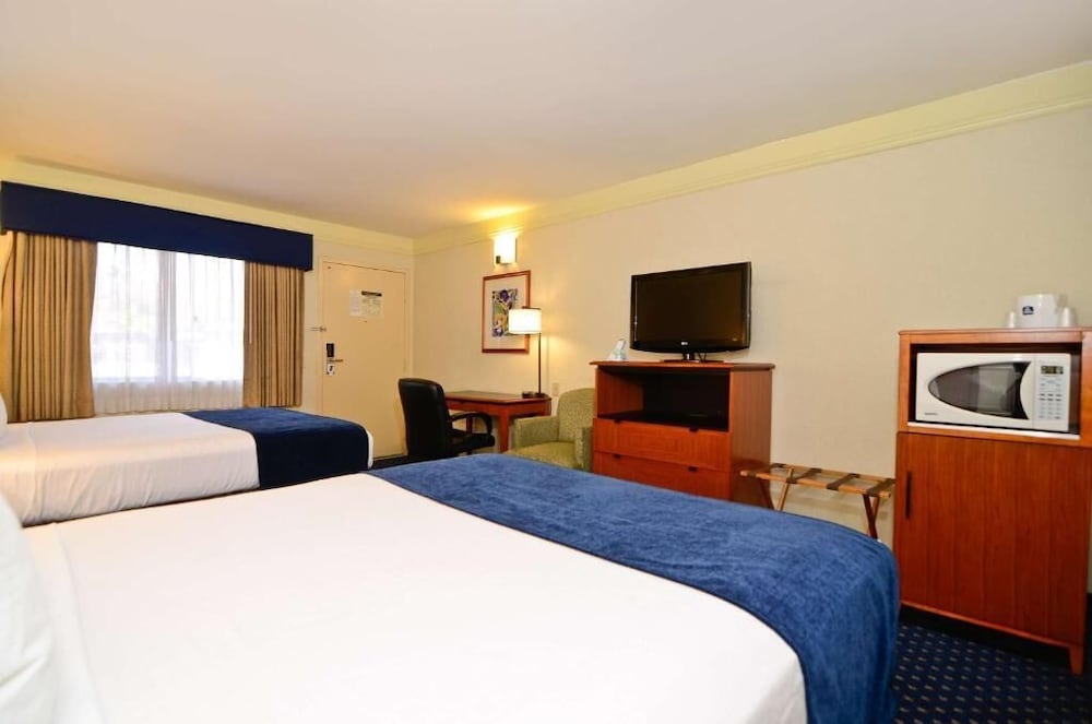 Best Western San Diego Pacific Beach/Mission Bay 11/49