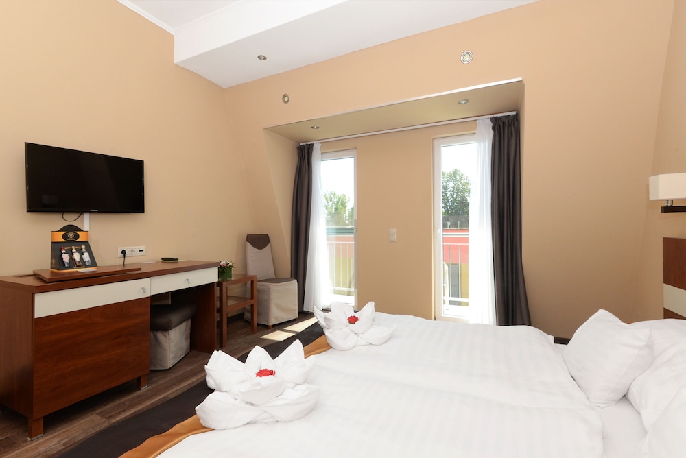 Holiday Beach Budapest Wellness 17/72